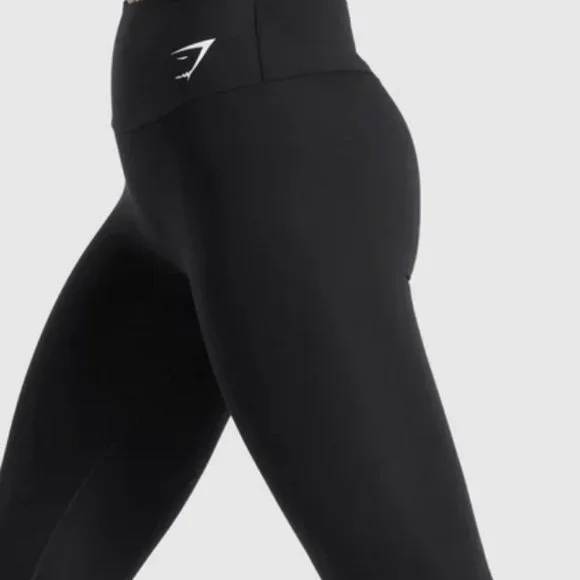 Gymshark Training Leggings - Picture 2 of 5